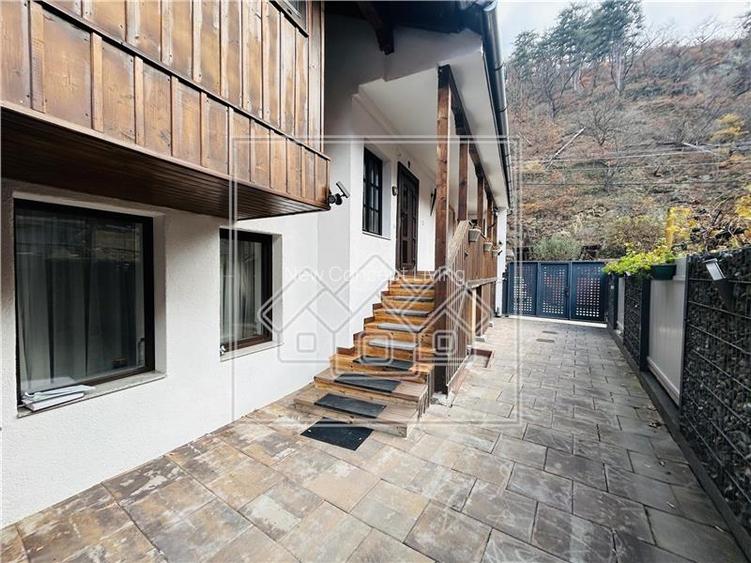 Casa moderna, mobilata si utilata, teren de 309 mp - Cisnadioara - 2