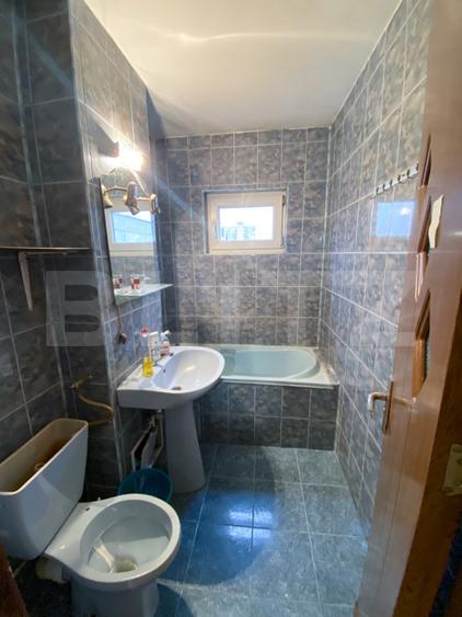 Apartament 3 camere, 50.50 mp, zona Rovine