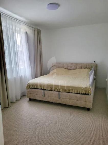 Apartament 3 camere în zona BORHANCI