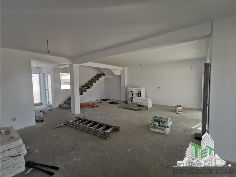 Vila lux 4 camere incalzire pardoseala cu terasa mare langa Soseaua de Centura