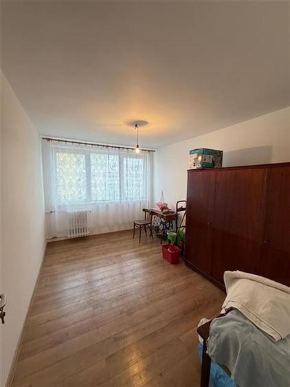 Vanzare apartament 3 camere total renovat Obor