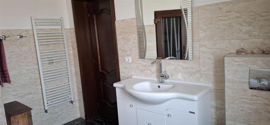 Suceava Scheia Vila P+E+M 240mp LUX mobilata si dotata complet Teren 1000mp ame
