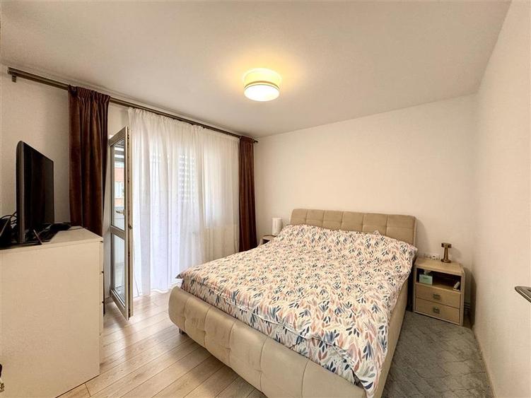 Apartament 3 camere | renovat integral | decomandat