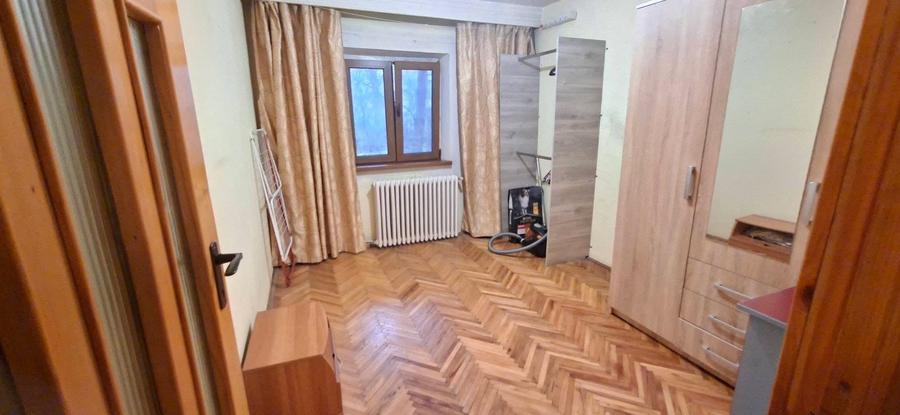 Apartament cu 3 camere, DECOMANDAT, zona NICOLINA-BELVEDERE