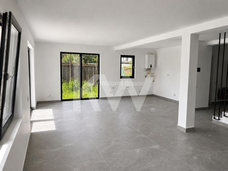 REZERVATA! Casă inteligentă cu design modern și spațiu generos, COMISION 0% - 5
