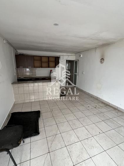 Spațiu de închiriat – ideal pentru spălătorie auto, atelier mecanic