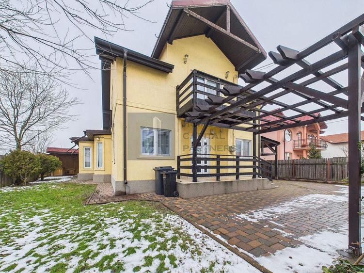 Casa de vanzare  |  Gulia