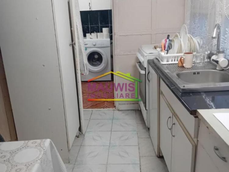 Vanzare casa Metrou Republica cel mai bun pret