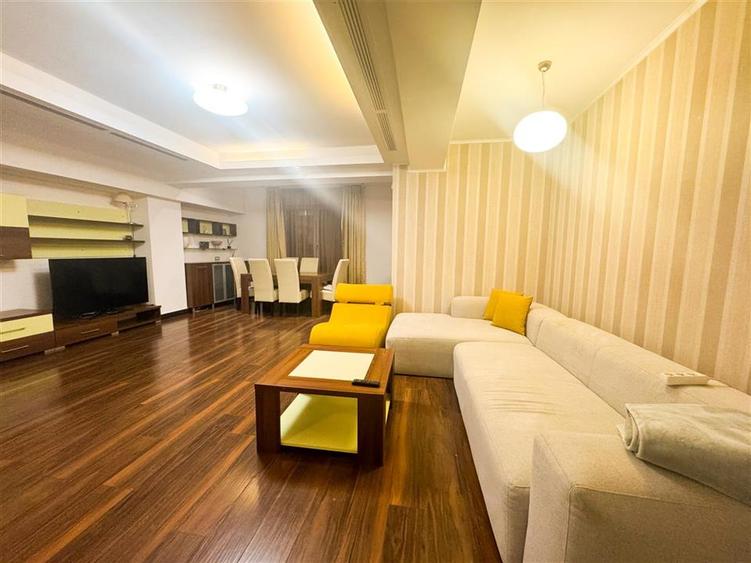 Apartament de vanzare 3 camere Herastrau Complex Persepolis