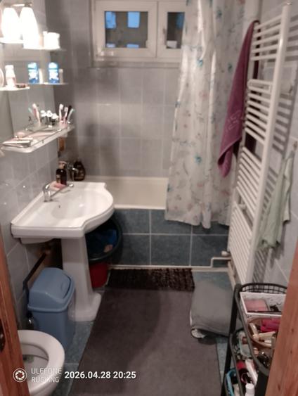 Apartament 4 camere, 94 mp, zona Valea Rosie