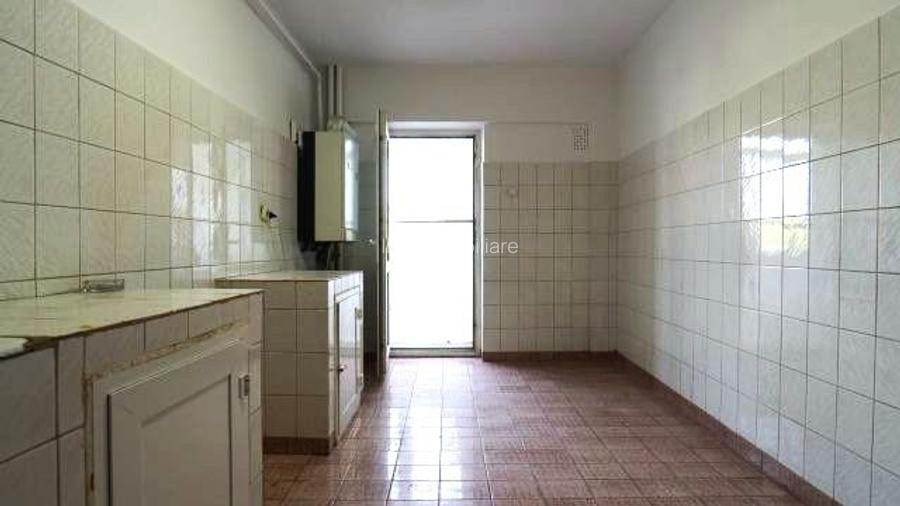 Inchiriere 3 Camere Generoase   Etaj 1   Ideal Birou, Sediu Firma sau Locuinta. - 3