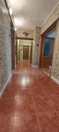 ICIL apartament 4 camere decomandate 2 bai 3 balcoane vedere panoramica et 7