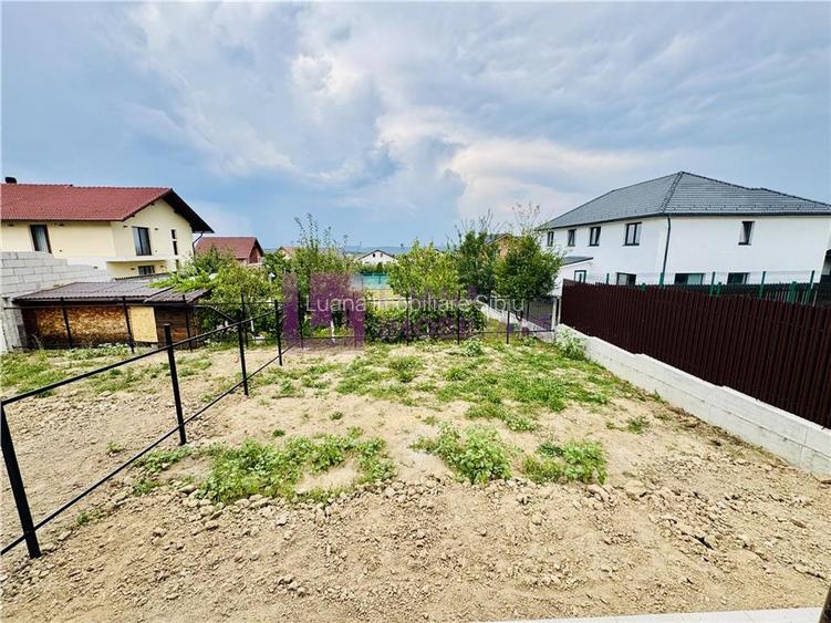 Casa Cartierul Arhitectilor  de vanzare |  NOUA | pivnita | teren 250 mp - 2