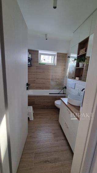 Apartament cu 3 camere decomandat cf sporit in Andrei Muresanu