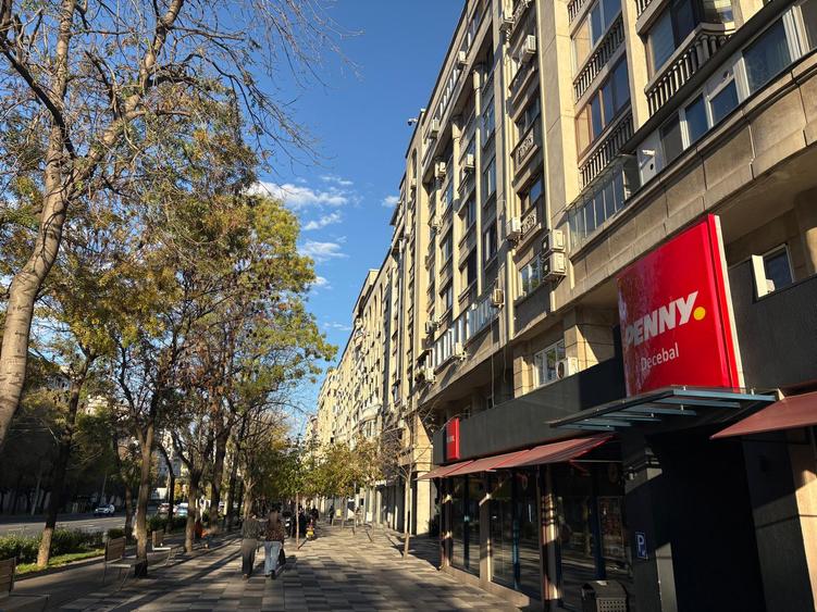 Bd. Decebal, chiriaș internațional – spațiu comercial 115 mp, 750.000 EUR