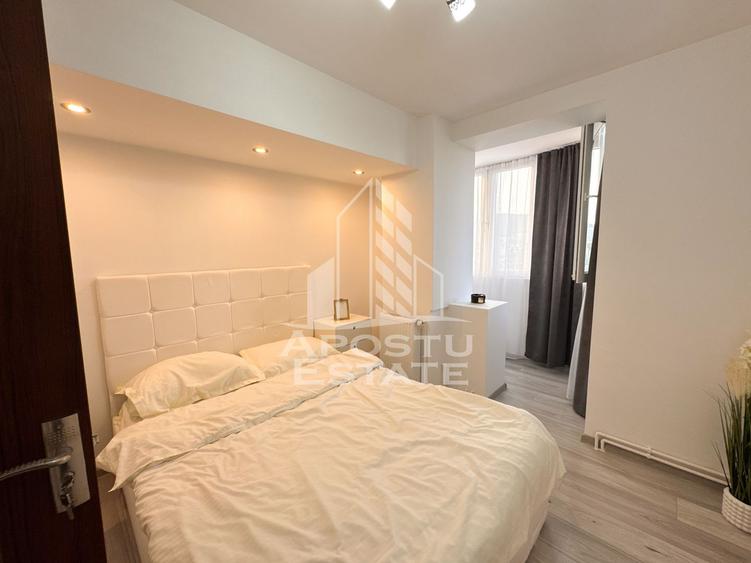 Apartament 2 camere, la cheie, decomandat, panoramica la Cetatea Devei