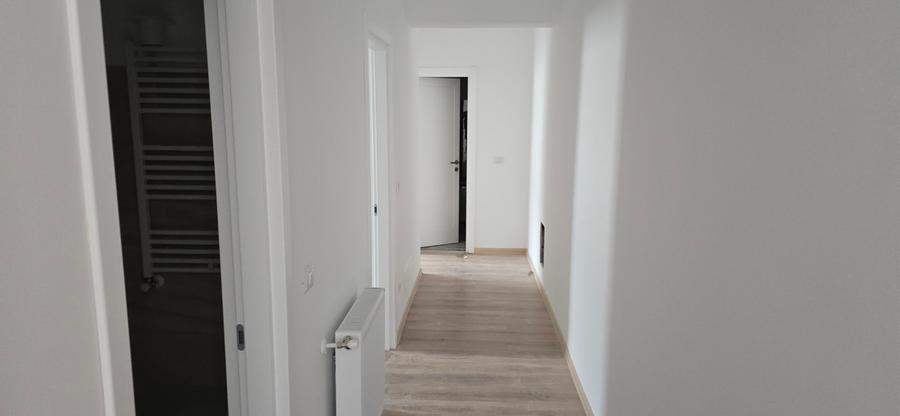 2 camere de vanzare  Focsani, central, bloc nou