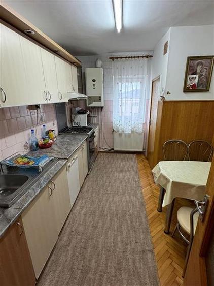 Inchiriere apartament 3 camere decomandat zona USAMV Kaufland Manastur, Cluj-Nap