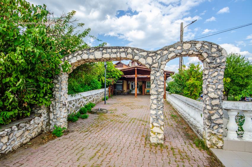 Spațiu HORECA 865 mp, Pensiune, Restaurant & Anexe, Lipova, Arad