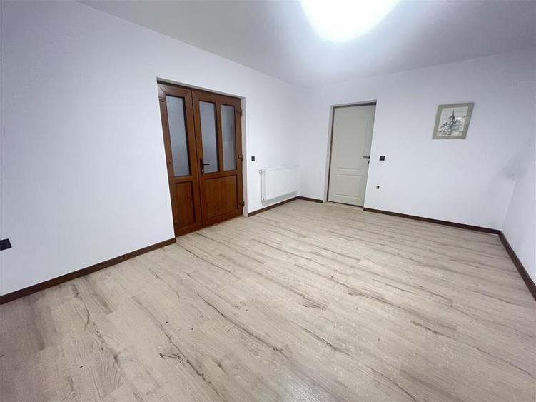 Spatiu birou renovat INTEGRAL 70mp zona Bld Victoriei