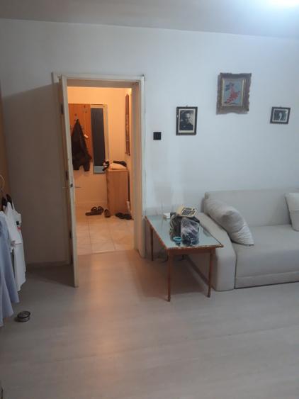 NOU PE PIATA! Apartament 2 camere in zona McDONALDS la etajul 2/4
