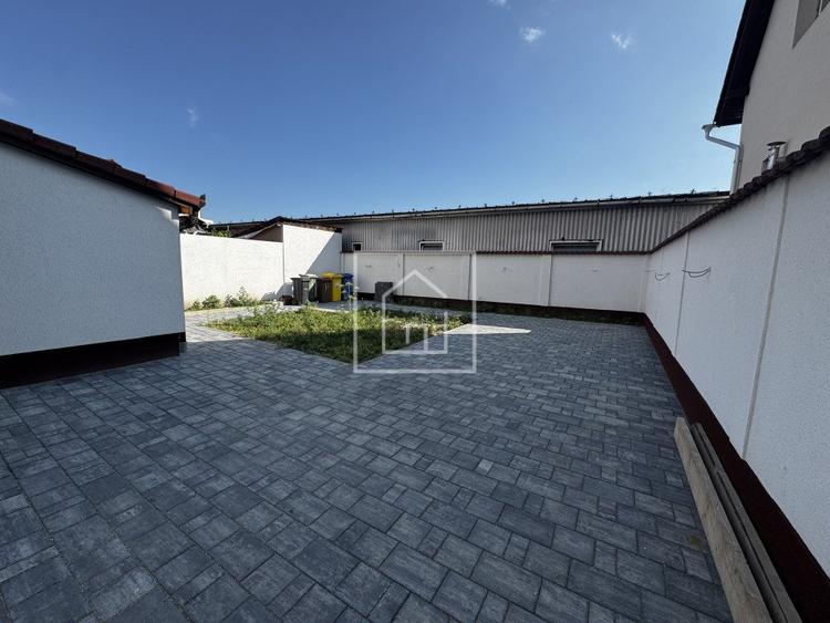 Casă complet renovată, 140 mp, cu vad comercial – Piața Cluj, Sibiu