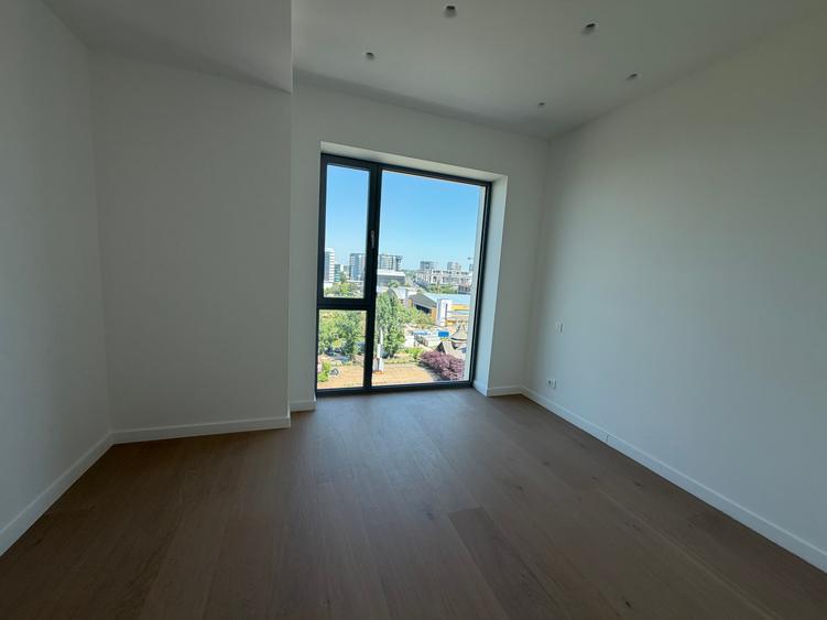 Apartament în Aviatiei Towers,vedere spre muzeul Aviației