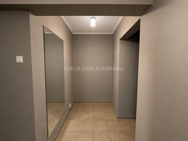 Apartament 3 camere de vanzare, semidecomandat, etaj intermediar, bloc fara risc - 5