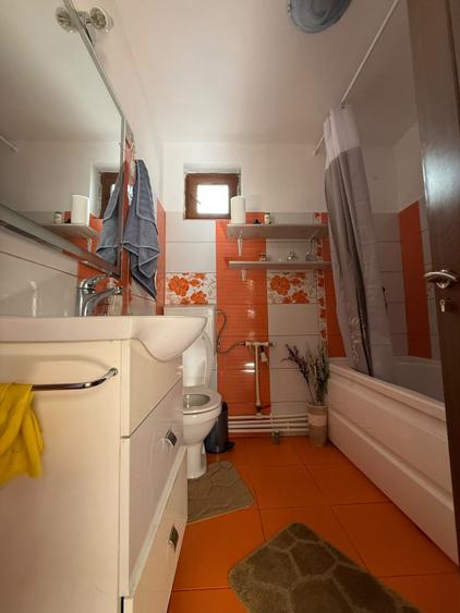 E3- CASA LA SOL BCA, 3 camere, foisor, curte, centrala gaz
