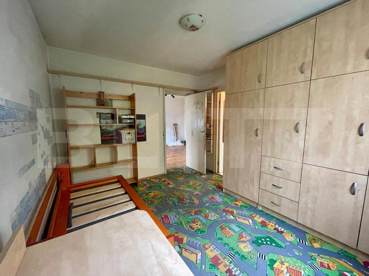 Apartament de vanzare, cu 2 camere, 52 mp, etaj 3, Dambu Pietros