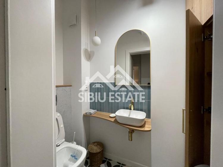 Apartament de LUX de  inchiriat cu 2 camere, parcare mobilat si utilat