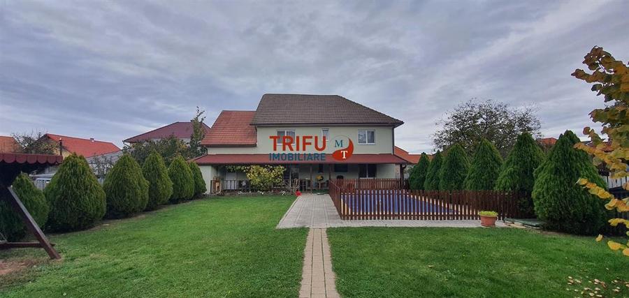 Casa 7 camere 800mp teren si piscina