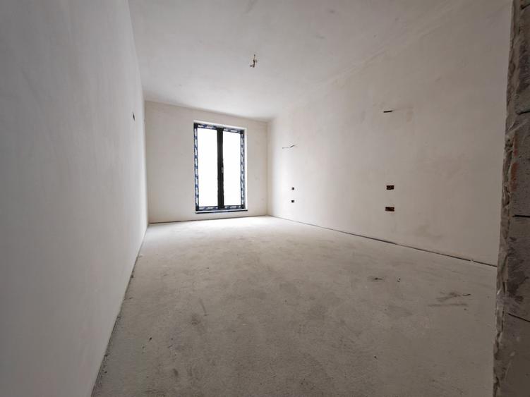 Apartament 3 camere 2 bai la cheie loc de parcare Tomis Plus