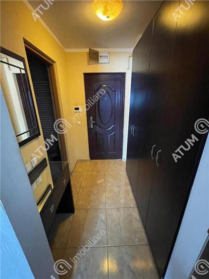 Apartament 4 camere decomandate si balcon in zona Strand din Sibiu