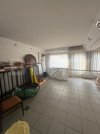 Casa spatioasa de inchiriat, 259 mp, zona Bereasca