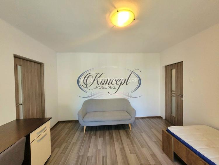Apartament 2 camere de inchiriat, strada Paris - 8