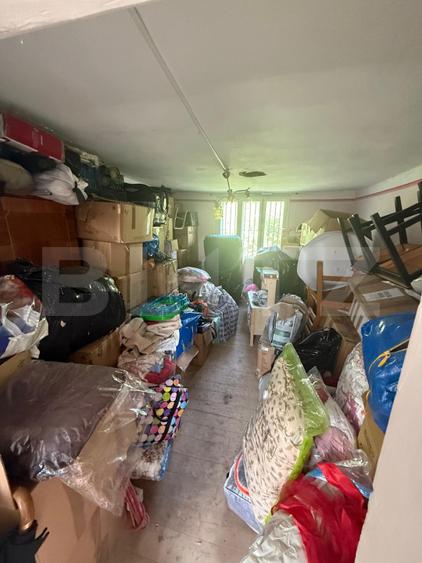 Casă 60 mp + Teren 2150 mp, zona Burdujeni