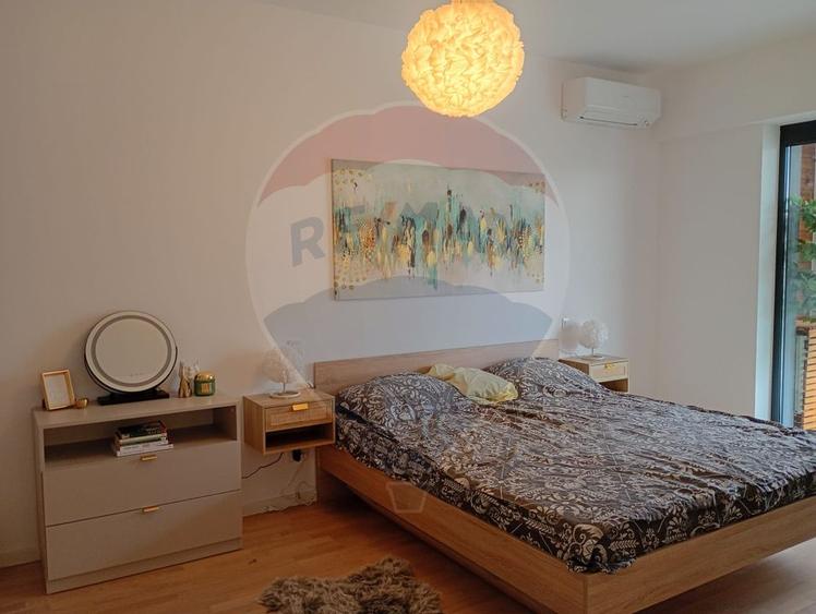 Apartament cu 2 camere/Prima inchiriere/ Terasa 16mp/ 13 Septembrie