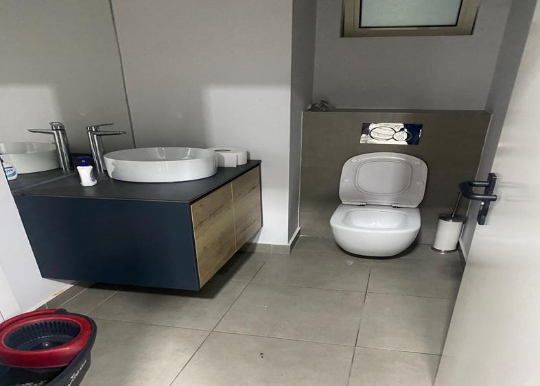 Spatiu comercial de inchiriat in Aviatorilor 45
