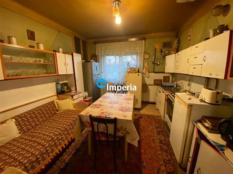 Casa de vanzare, 142 mp, individuala, zona Copou