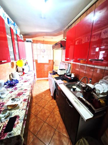 Militari, 4 camere, confort 1 sporit TEL 0724370636
