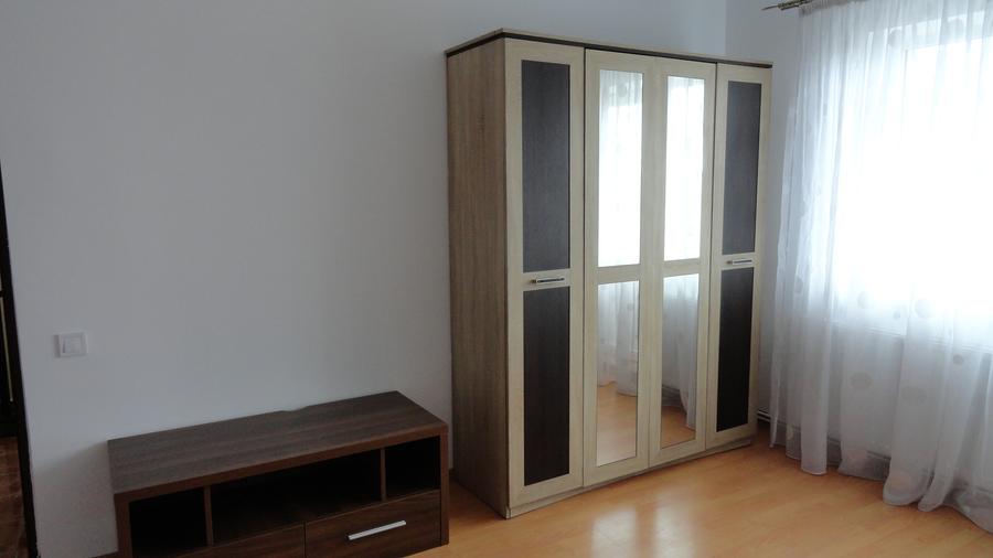 Apartament cu 2 camere decomandate, recent renovat, Calea Floresti