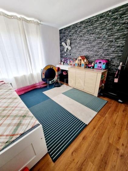 Apartament 3 camere, 64 mp, parcare inclusă – Florești, zona Terra.