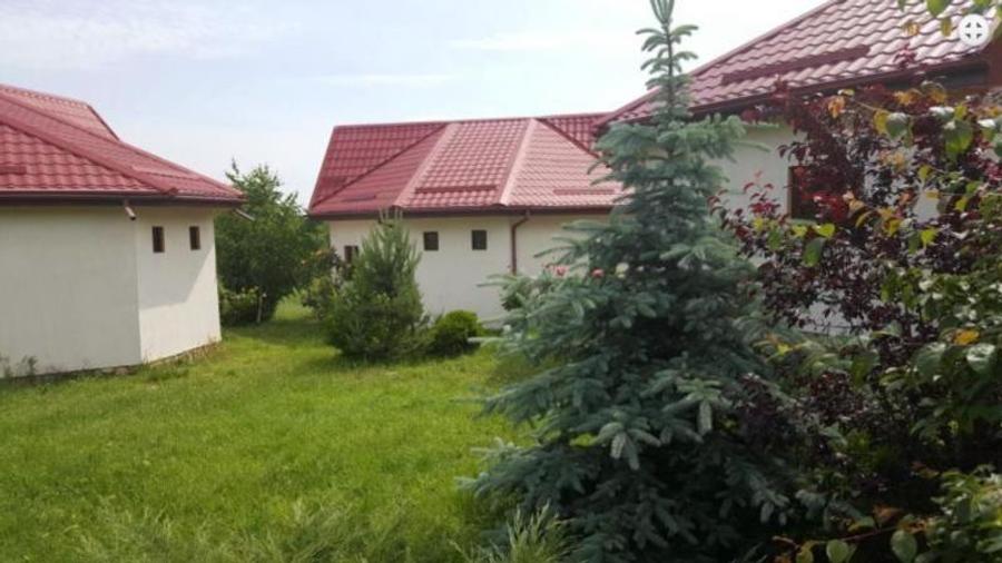 Oportunitate Unică de Investiție, Delta Dunării: Mini-Complex de Case, Pensiune