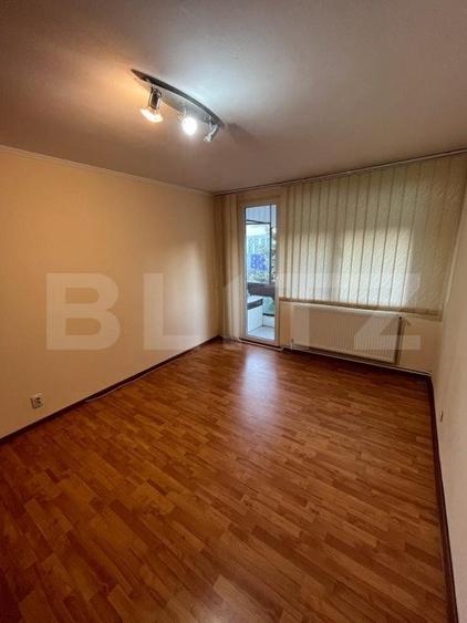 Apartament de vanzare , 40 mp , Zona Carpati I
