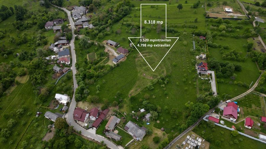 De vânzare – Teren intravilan + extravilan, 8.318 mp  Localitatea Rus, Maramures