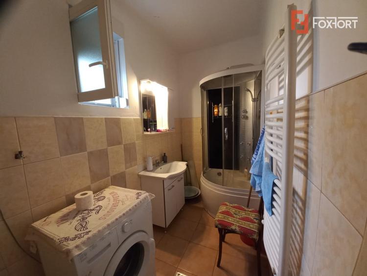 Casa individuala spatioasa cu 6 camere - Ghiroda
