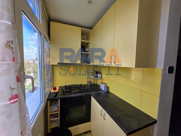 2 camere decomandat, Str. Mihai Eminescu