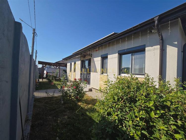 Casa individuala mobilata utilata ||3 camere 1 baie || teren 300mp