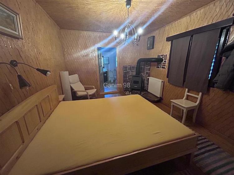 Casa de vanzare in Soveja , sat Rucareni , constructie 1993 , suprafata construi